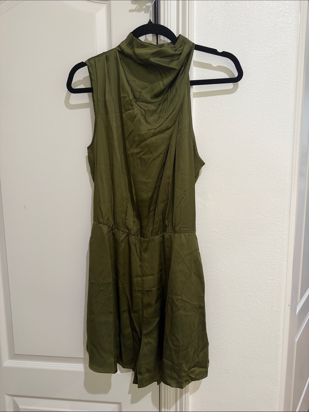 Green silky romper with pockets high neck NWT SIZE MEDIUM